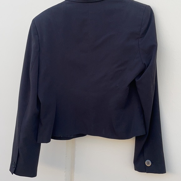 Beautiful ladies suit jacket in great shape - Picture 4 of 5